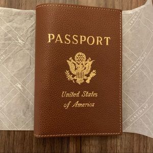 Longchamp LE FOULONNÉ Passport cover - Caramel NWT
